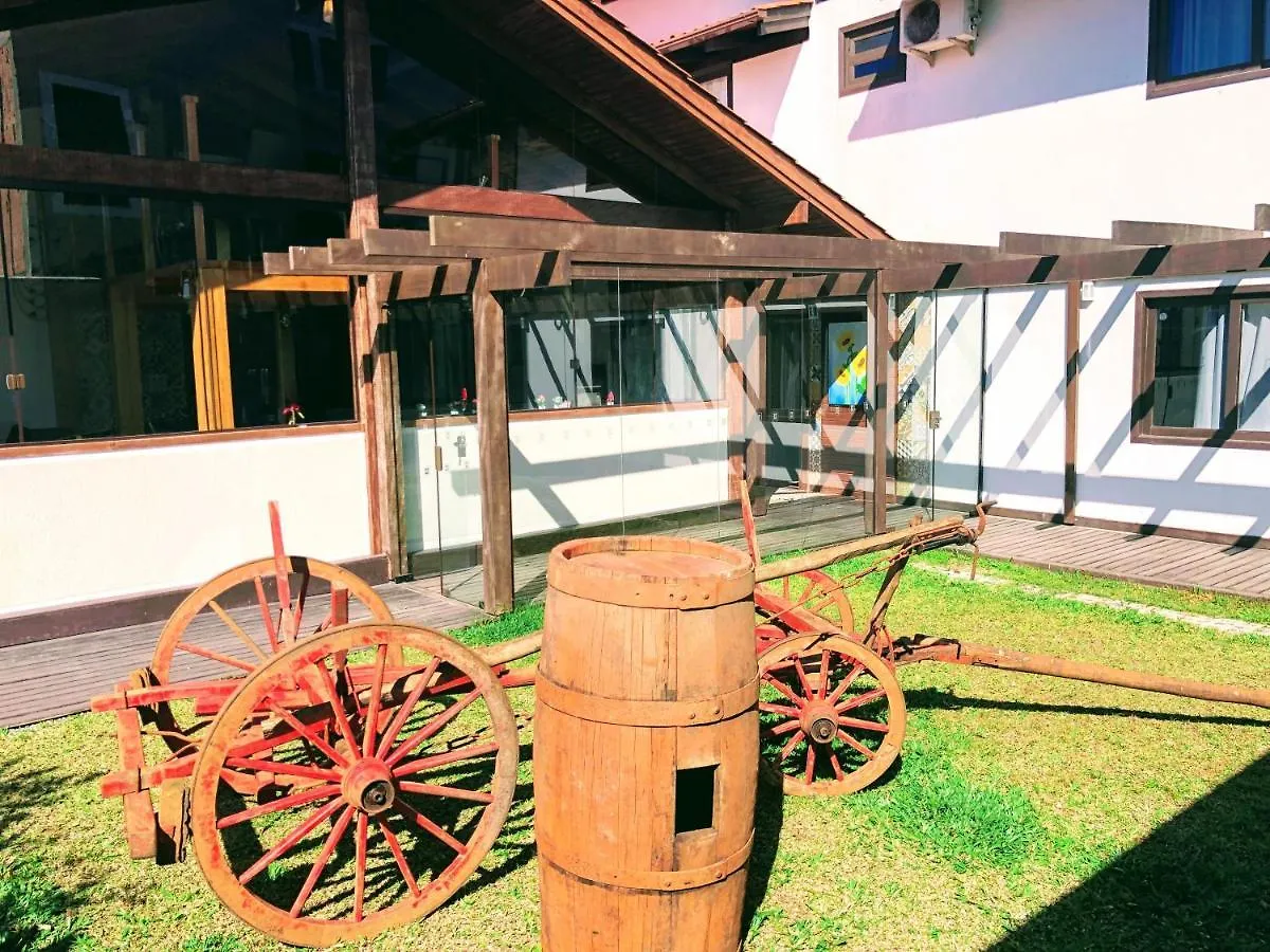 Guest house Pousada Bela By Bia Penha  Brazil